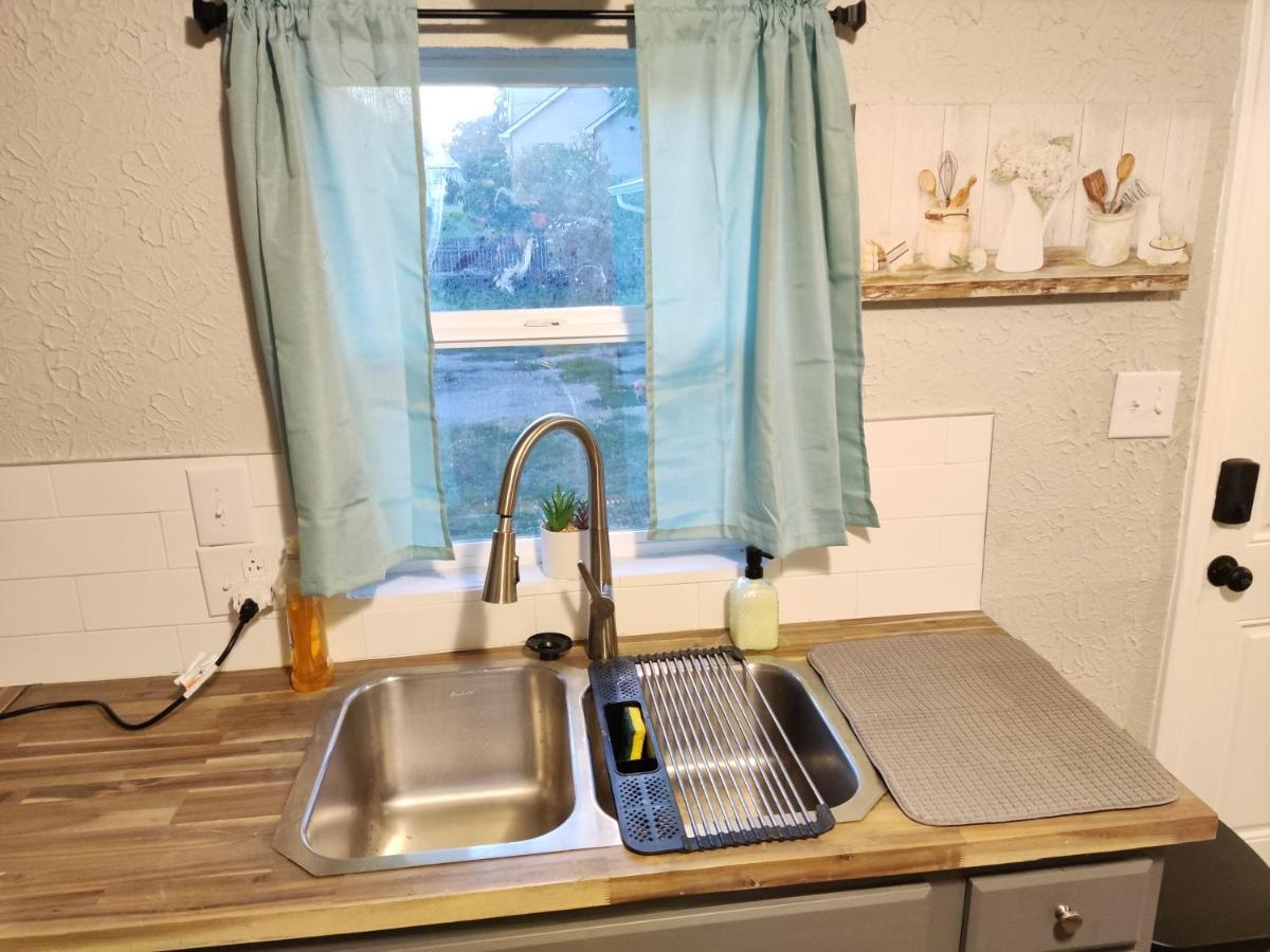 Tranquil Oasis - Private Rooms -Near Downtown אינדיאנפוליס מראה חיצוני תמונה