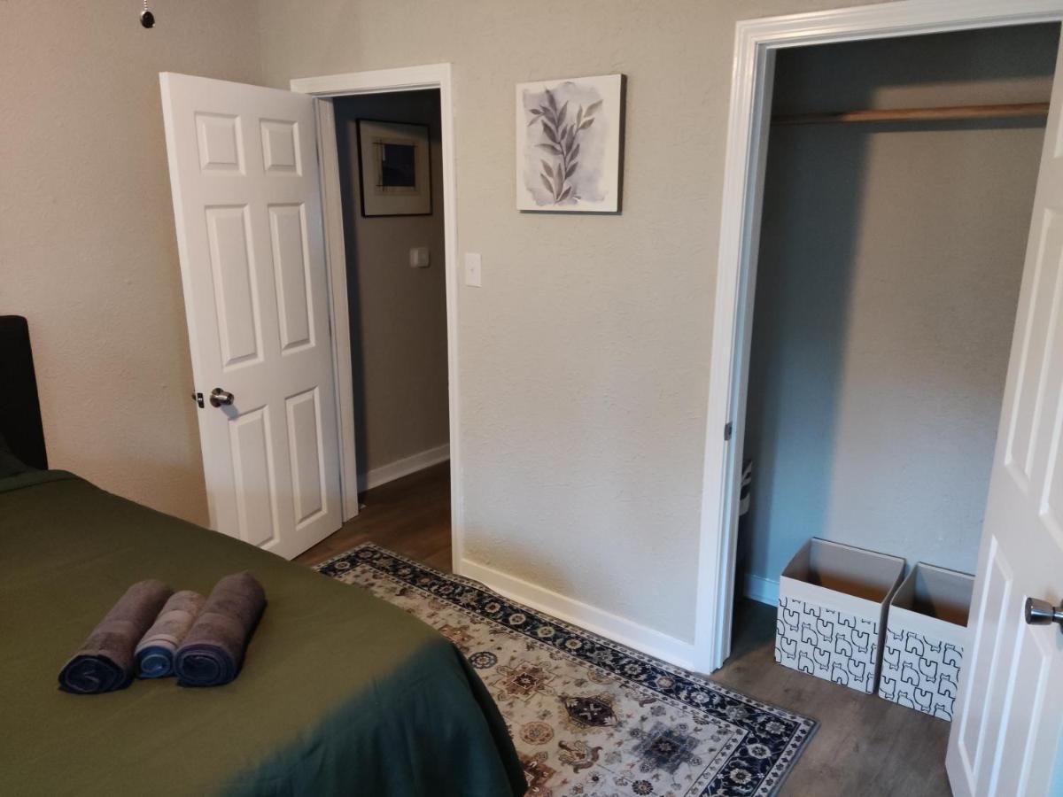 Tranquil Oasis - Private Rooms -Near Downtown אינדיאנפוליס מראה חיצוני תמונה