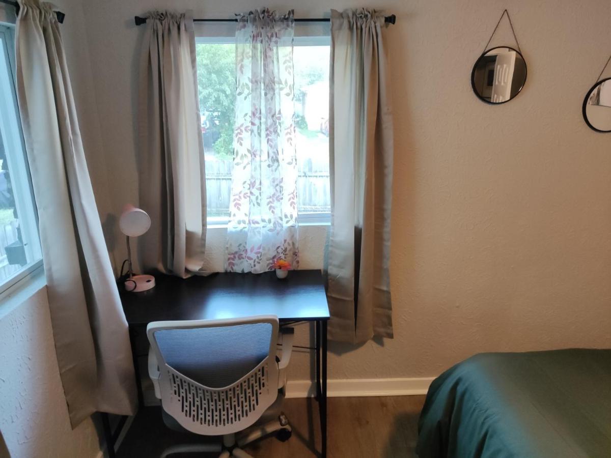Tranquil Oasis - Private Rooms -Near Downtown אינדיאנפוליס מראה חיצוני תמונה
