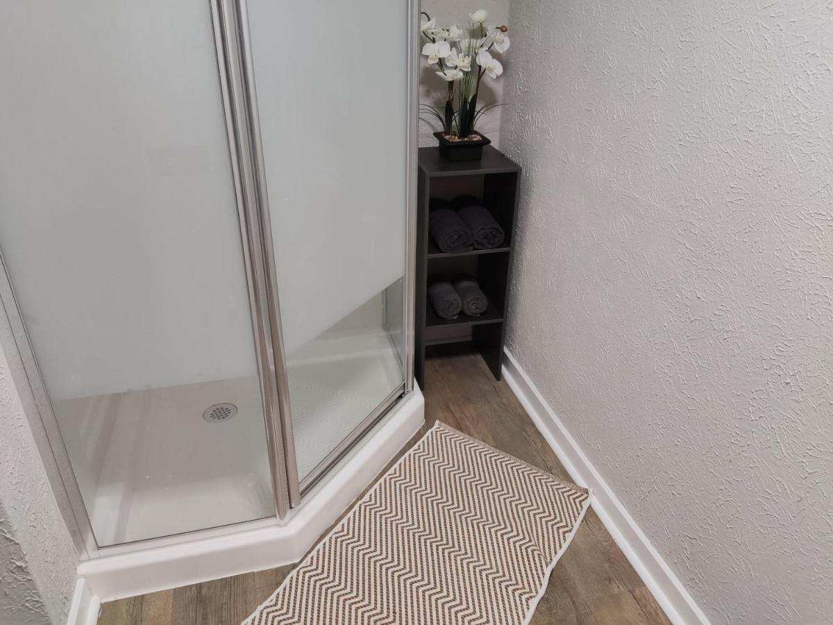 Tranquil Oasis - Private Rooms -Near Downtown אינדיאנפוליס מראה חיצוני תמונה