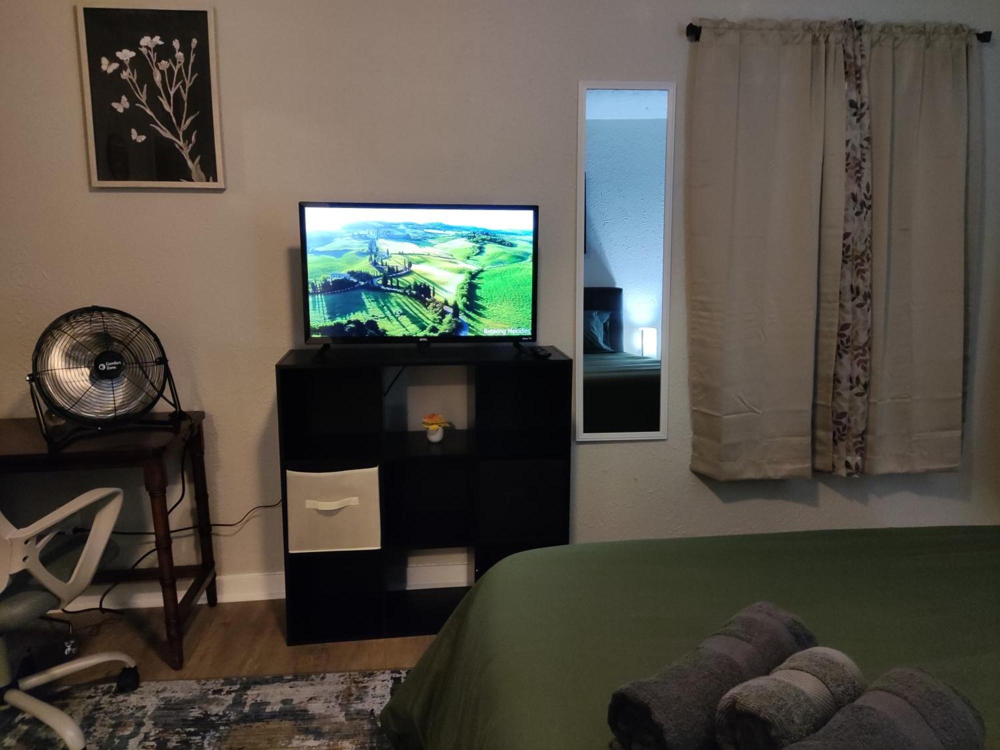 Tranquil Oasis - Private Rooms -Near Downtown אינדיאנפוליס מראה חיצוני תמונה
