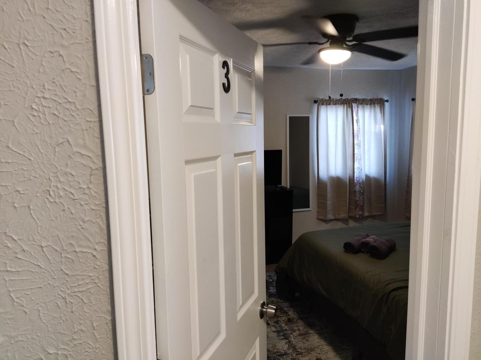 Tranquil Oasis - Private Rooms -Near Downtown אינדיאנפוליס מראה חיצוני תמונה
