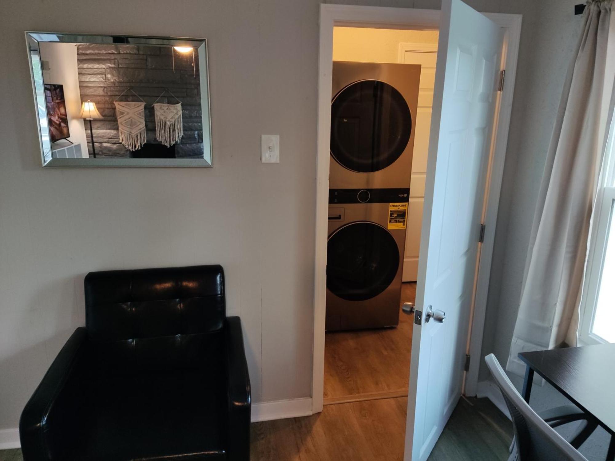 Tranquil Oasis - Private Rooms -Near Downtown אינדיאנפוליס מראה חיצוני תמונה